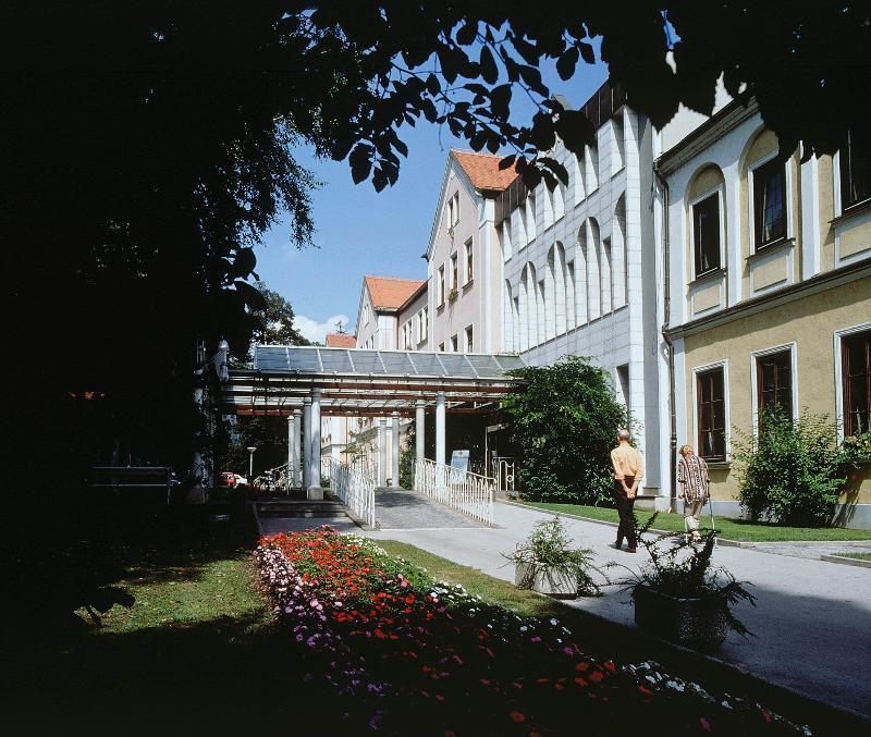 Hotel Zdravilisce - Thermana Ласко Экстерьер фото